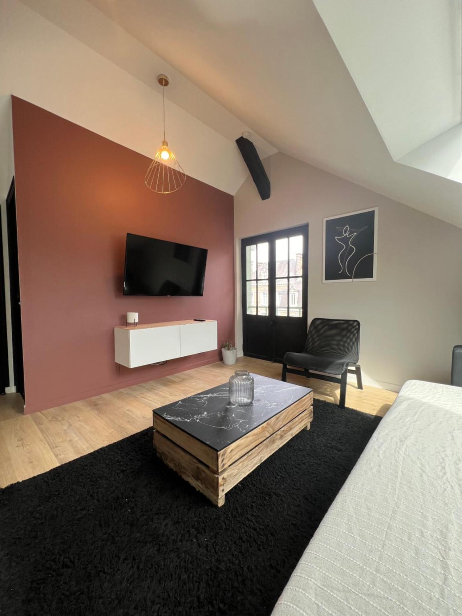 Appartement Spacieux Et Lumineux Proche Du Centre Historique ドル・デ・ブルターニュ エクステリア 写真